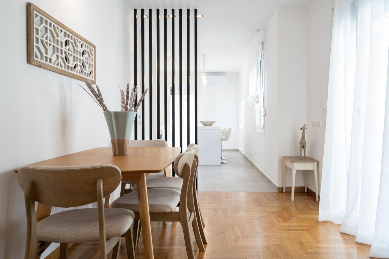 Athens Experience In Exarchia, Big Terrace Apartment ภายนอก รูปภาพ