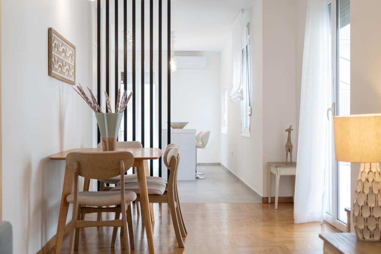 Athens Experience In Exarchia, Big Terrace Apartment ภายนอก รูปภาพ