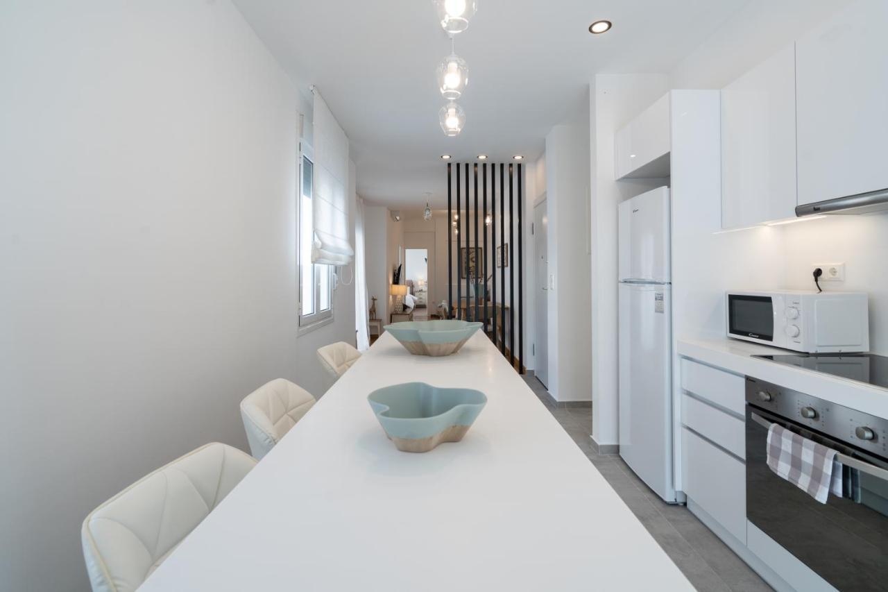 Athens Experience In Exarchia, Big Terrace Apartment ภายนอก รูปภาพ